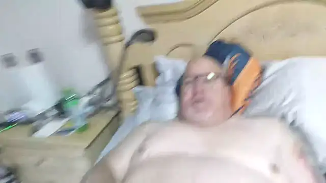 Snapshot of Bigbear0563 chatting on 4, 3, 2026 Bigbear0563 online show from 4, 3, 2026