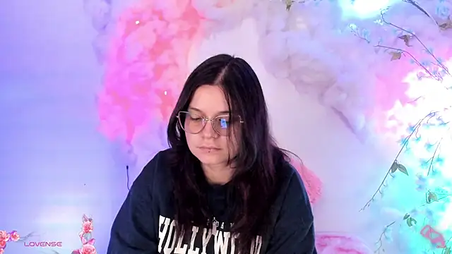 Snapshot of Mey_moon chatting on 1, 2, 2025 Mey moon online show from 1, 2, 2025