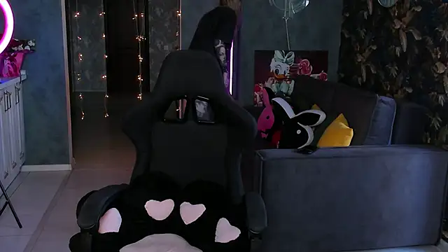 Blckmirrorr online show from 25, 9, 2025