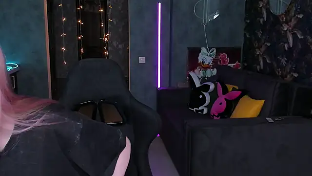 Blckmirrorr online show from 5, 1, 2026