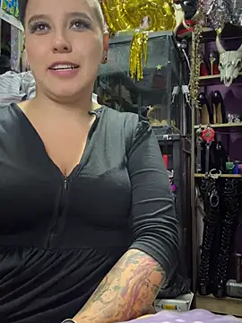 Snapshot of TamySweetness chatting on 5, 2, 2026 TamySweetness online show from 5, 2, 2026