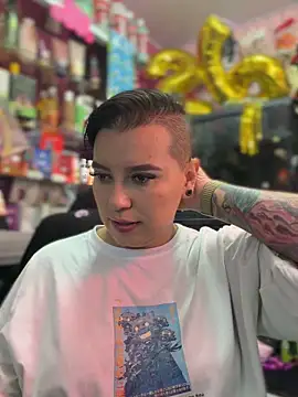 Snapshot of TamySweetness chatting on 7, 2, 2026 TamySweetness online show from 7, 2, 2026