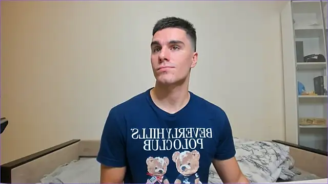 Snapshot of sam_huston chatting on 15, 12, 2024 sam huston online show from 15, 12, 2024