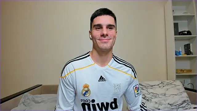 Snapshot of sam_huston chatting on 19, 12, 2024 sam huston online show from 19, 12, 2024