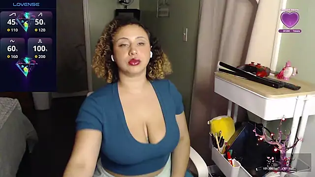 Snapshot of MisstressCitrus chatting on 9, 11, 2025 MisstressCitrus online show from 9, 11, 2025