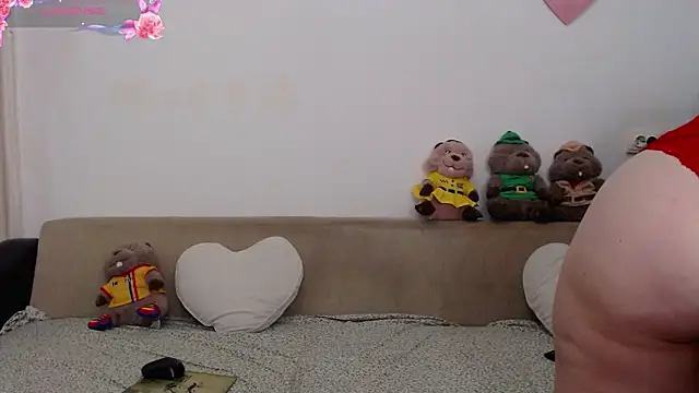 Snapshot of ElenaRose90 chatting on 20, 6, 2026 ElenaRose90 online show from 20, 6, 2026
