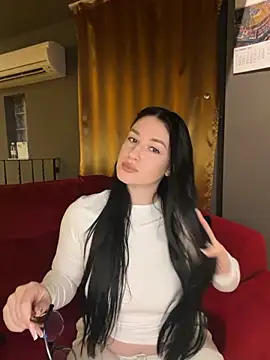 Snapshot of moniqque chatting on 2, 12, 2025 moniqque online show from 2, 12, 2025