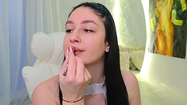 Snapshot of moniqque chatting on 3, 2, 2026 moniqque online show from 3, 2, 2026