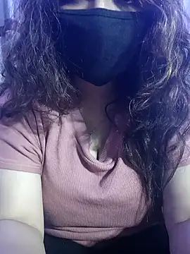 Sexybomb33 online show from 15, 1, 2025