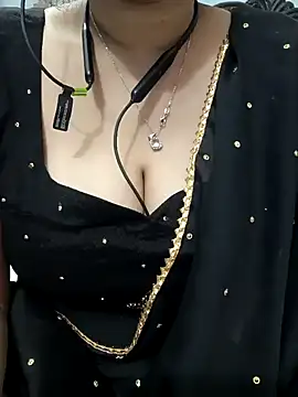 Sexybomb33 online show from 28, 1, 2025