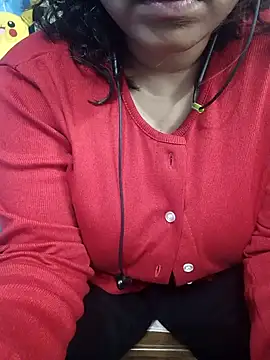 Sexybomb33 online show from 12, 2, 2025