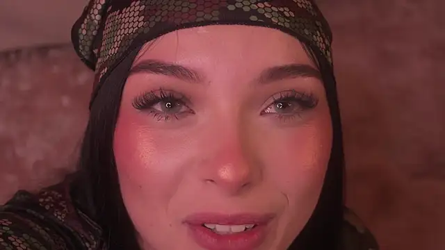 Victoria Watsson online show from 9, 10, 2025