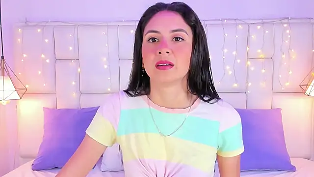 SarahSophia  online show from 21, 3, 2025