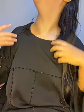 Snapshot of Mayacrayzi chatting on 6, 10, 2025 Mayacrayzi online show from 6, 10, 2025