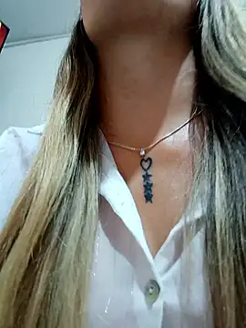 Snapshot of Misscata1106 chatting on 9, 1, 2026 Misscata1106 online show from 9, 1, 2026