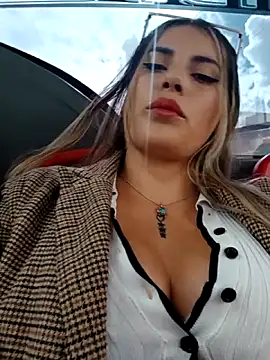 Snapshot of Misscata1106 chatting on 14, 5, 2026 Misscata1106 online show from 14, 5, 2026