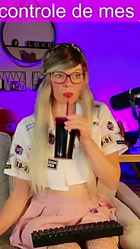 Kittychatte online show from 18, 4, 2026