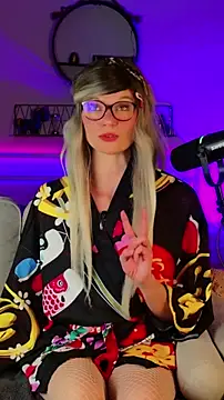 Kittychatte online show from 8, 5, 2026