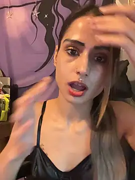 Snapshot of LaPetitechienne1 chatting on 16, 12, 2024 LaPetitechienne1 online show from 16, 12, 2024