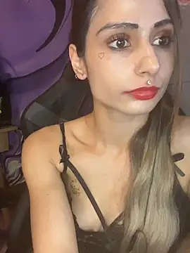 Snapshot of LaPetitechienne1 chatting on 20, 12, 2024 LaPetitechienne1 online show from 20, 12, 2024