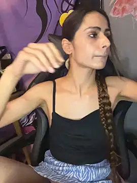 Snapshot of LaPetitechienne1 chatting on 29, 12, 2024 LaPetitechienne1 online show from 29, 12, 2024