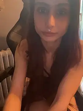 Snapshot of LaPetitechienne1 chatting on 22, 1, 2025 LaPetitechienne1 online show from 22, 1, 2025
