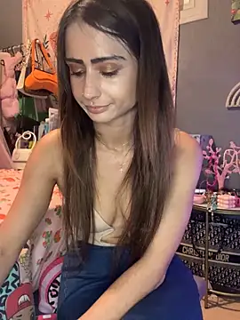 Snapshot of LaPetitechienne1 chatting on 12, 10, 2025 LaPetitechienne1 online show from 12, 10, 2025