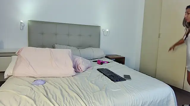 Snapshot of bl4ckdoll_ chatting on 29, 10, 2025 bl4ckdoll online show from 29, 10, 2025