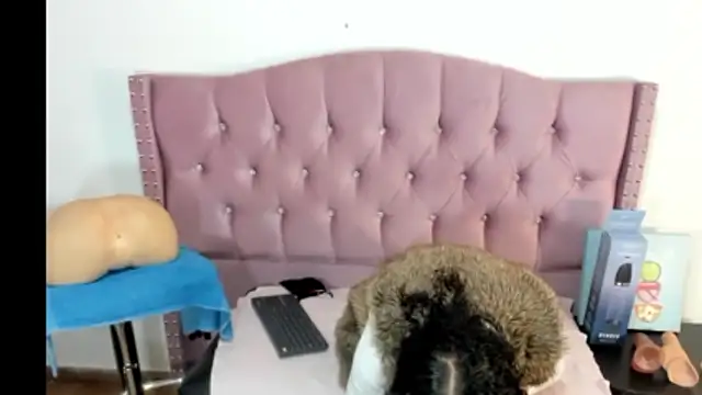 Snapshot of StefanyMiler chatting on 15, 11, 2025 StefanyMiler online show from 15, 11, 2025