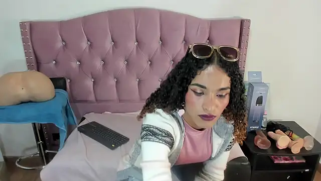 Snapshot of StefanyMiler chatting on 21, 11, 2025 StefanyMiler online show from 21, 11, 2025