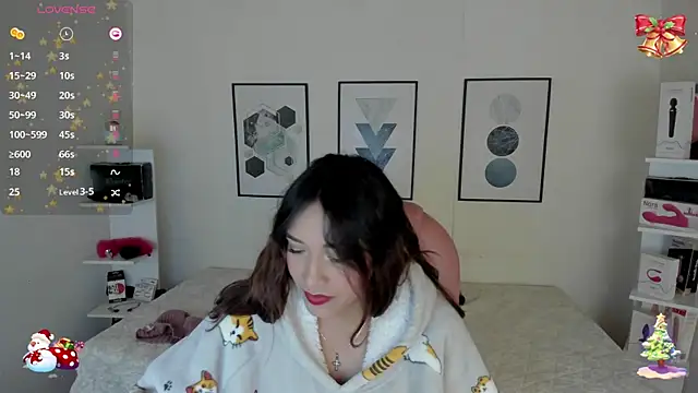 Snapshot of cristal__hot_1 chatting on 14, 12, 2024 cristal hot 1 online show from 14, 12, 2024