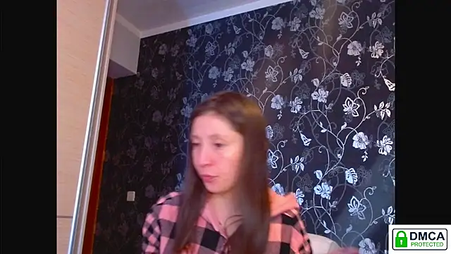 Snapshot of Sophi_Cute chatting on 3, 2, 2026 Sophi Cute online show from 3, 2, 2026