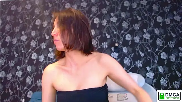 Snapshot of Sophi_Cute chatting on 15, 6, 2026 Sophi Cute online show from 15, 6, 2026