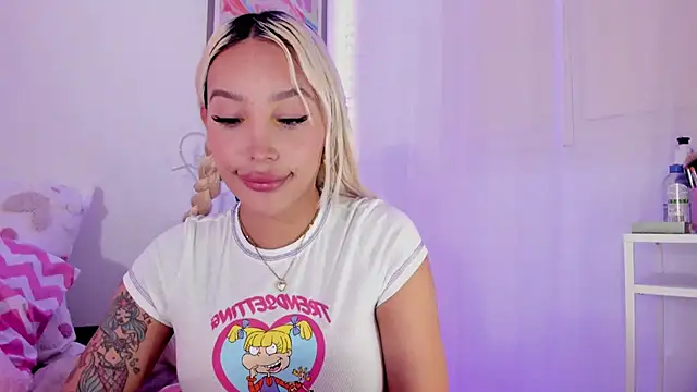  viioletweekend  online show from 3, 3, 2025