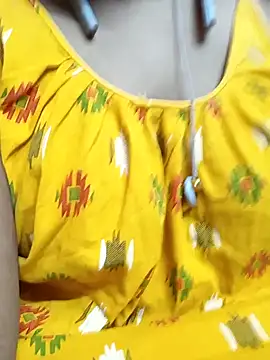 Sophiaboudi online show from 7, 1, 2025