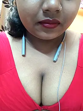 Sophiaboudi online show from 19, 2, 2025