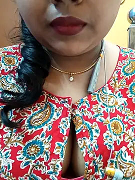 Sophiaboudi online show from 10, 3, 2025