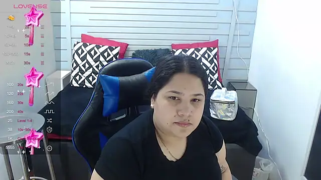 Snapshot of evelin_zaens chatting on 23, 1, 2025 evelin zaens online show from 23, 1, 2025