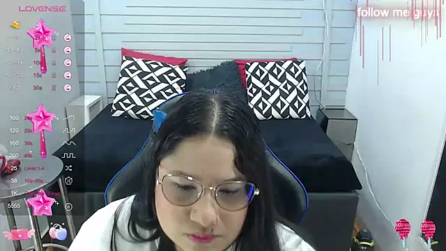Snapshot of evelin_zaens chatting on 13, 3, 2025 evelin zaens online show from 13, 3, 2025