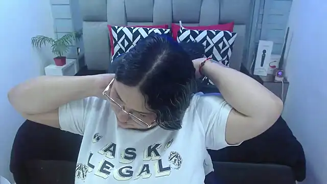 evelin zaens online show from 21, 3, 2026