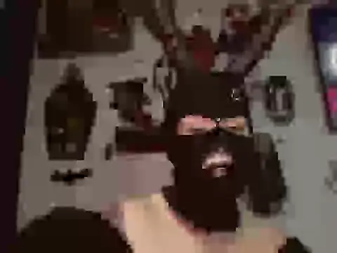 Snapshot of FeticheMacabre chatting on 19, 10, 2025 FeticheMacabre online show from 19, 10, 2025