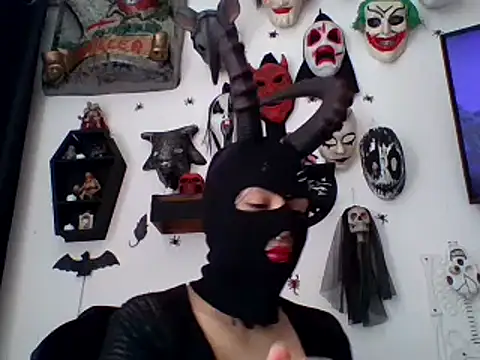 Snapshot of FeticheMacabre chatting on 26, 10, 2025 FeticheMacabre online show from 26, 10, 2025