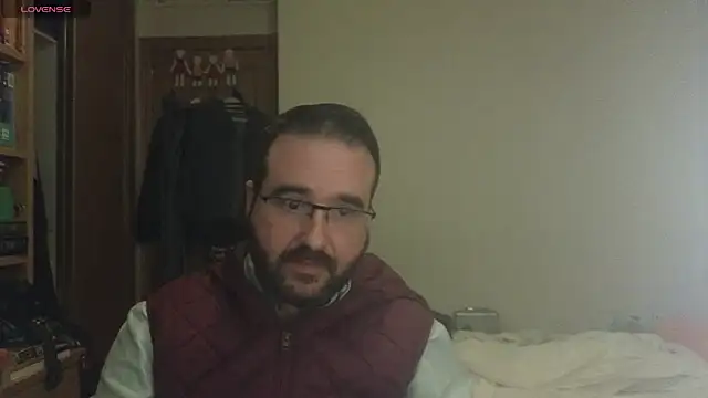 curiosillo83 online show from 5, 3, 2025