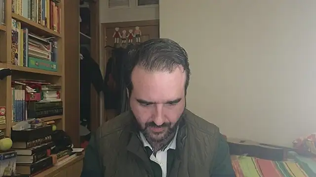 curiosillo83 online show from 19, 12, 2025