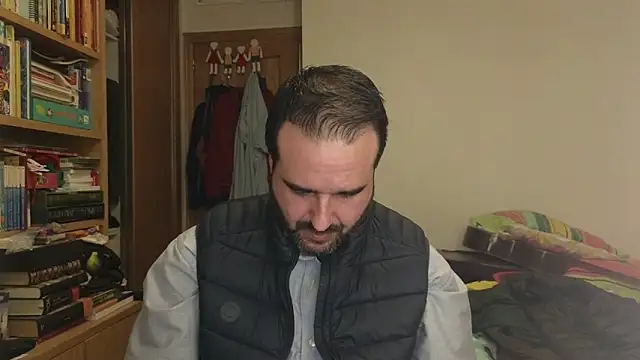 curiosillo83 online show from 4, 2, 2026