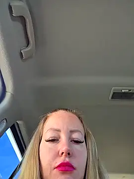 Jassy Foxy online show from 17, 2, 2026