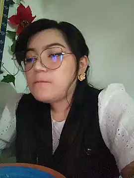 Sakura 0505 online show from 3, 1, 2025