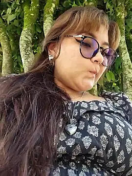 Sakura 0505 online show from 26, 10, 2025