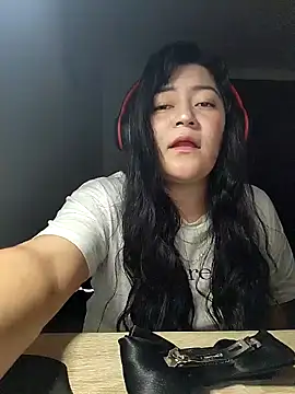 Sakura 0505 online show from 3, 12, 2025