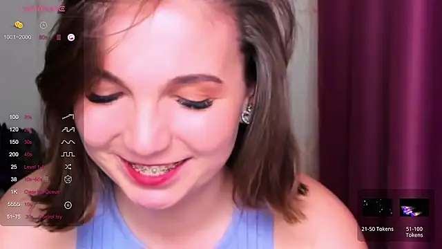 KindHazelHere  online show from 9, 3, 2025